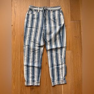 American Eagle striped boyfriend jeans.